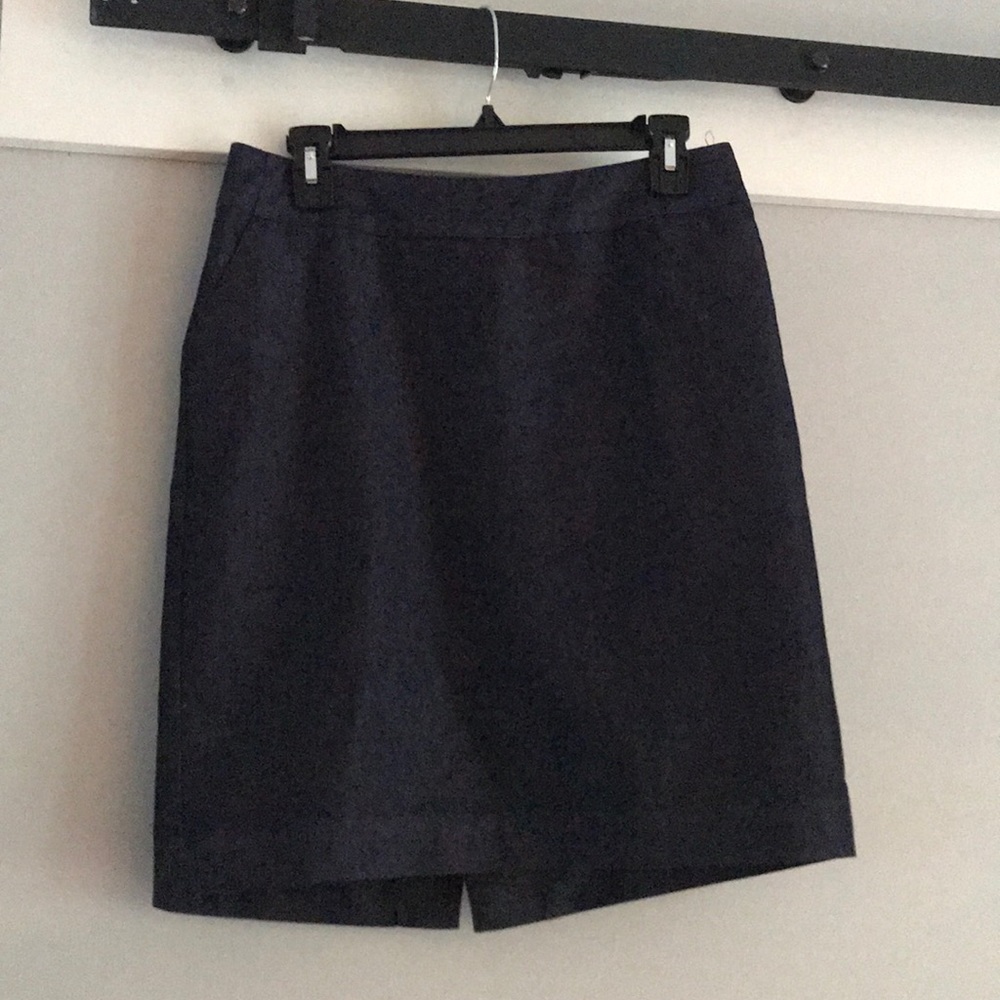 Medina Pencil Skirt. Size 6